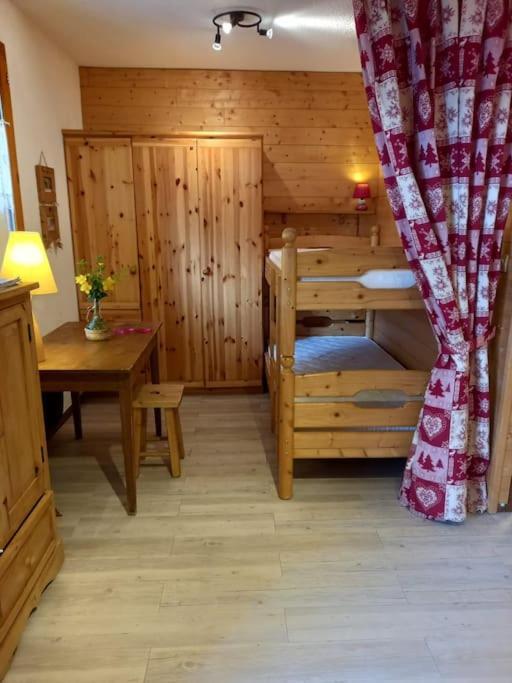 L'Appartement Les Bossons En Lisiere De Foret Dans Le Chalet Genepi 阿雷什 外观 照片